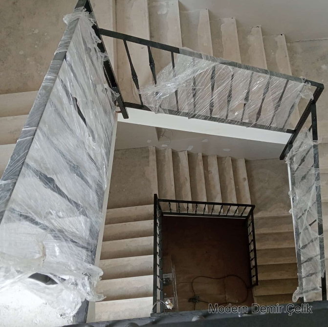 Ferforje Korkuluk Model 3